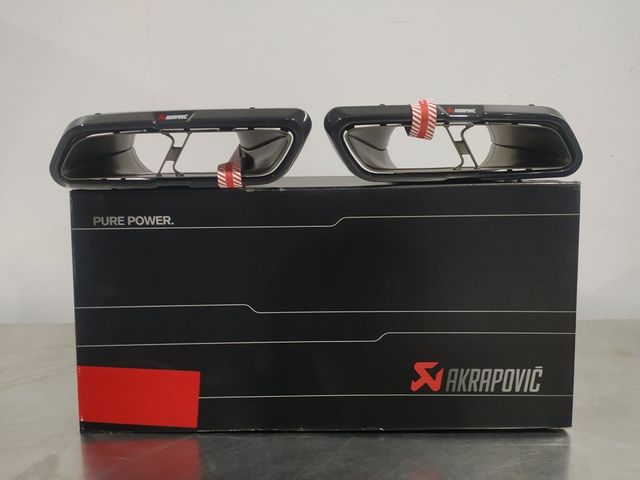 Colas de escape Akrapovic Mercedes w213 E63 AMG