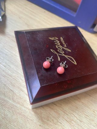 Pendientes de plata con coral rosa
