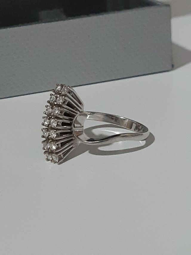 !Anillo oro blanco 18kt - Diamantes