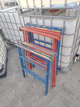 Caballetes metálicos - 4 unidades