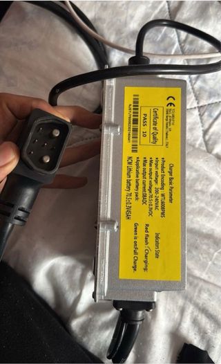 Cargador batería moto litio 160W
