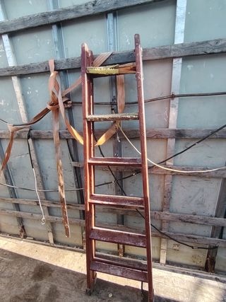 Escaleras madera antiguas x2