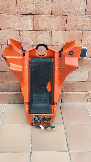 KTM 1290 R SUPERDUKE  DEPÓSITO COMPLETO