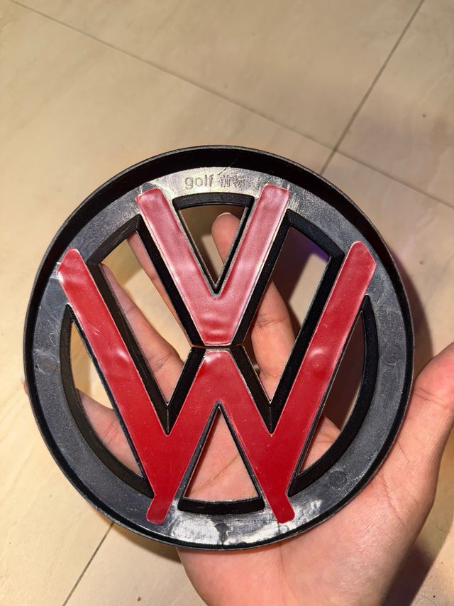 Emblema VW Golf Rojo & Negro