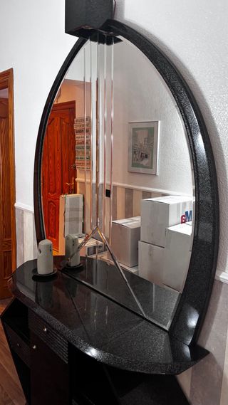 Recibidor negro mármol - Estilo años 80