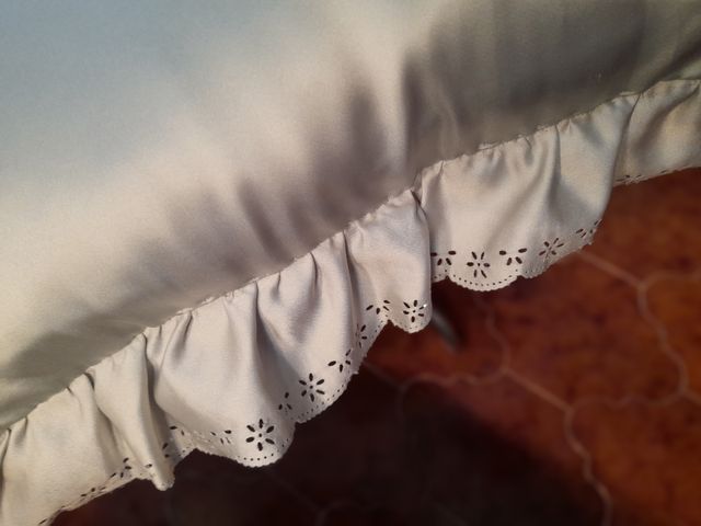 Edredón y cojín verde-rosa-blanco