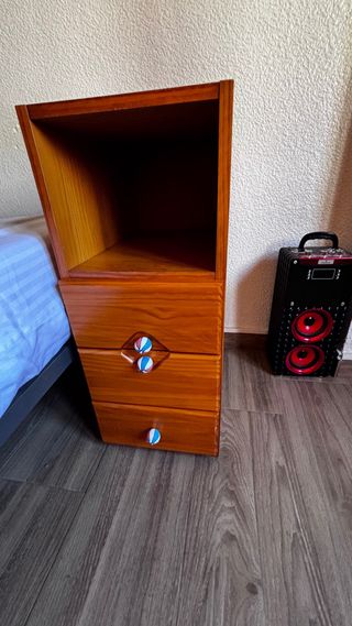 Dormitorio juvenil - 2 mesitas + cama