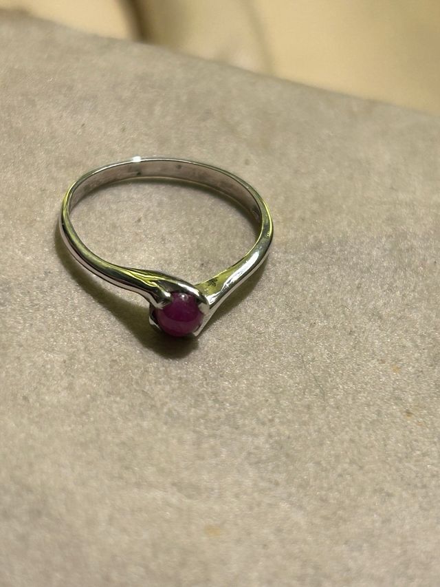 Anello Argento Rubino cabochon