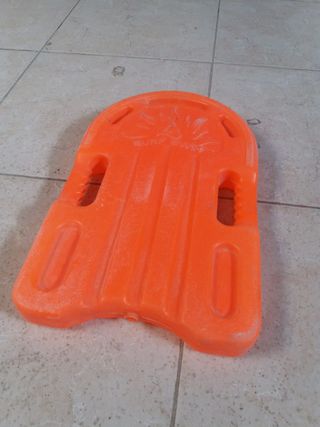 Tavoletta galleggiante per nuoto arancione €2