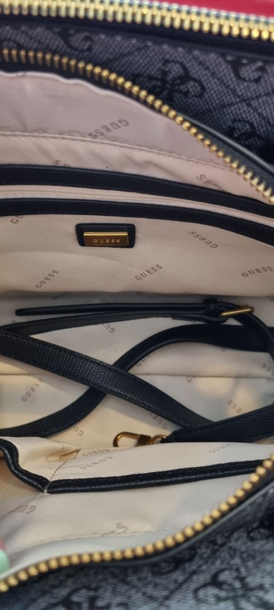 Bolso GUESS negro y gris