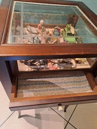 Tavolino vetrina legno - Arte Povera