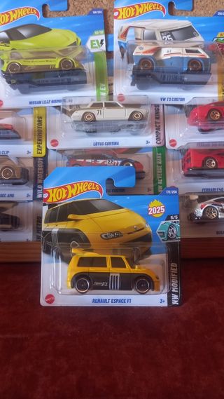 Hot Wheels Renault Espace F1 - 2025