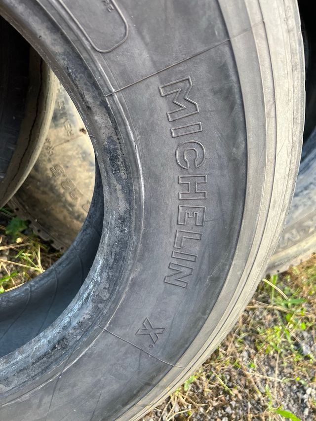 Neumático Michelin 10R17.5 XZA