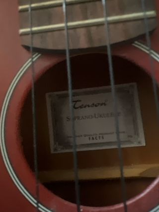 Ukelele Soprano Tenson