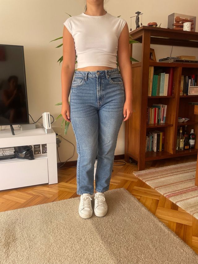 Vaqueros rectos tiro alto