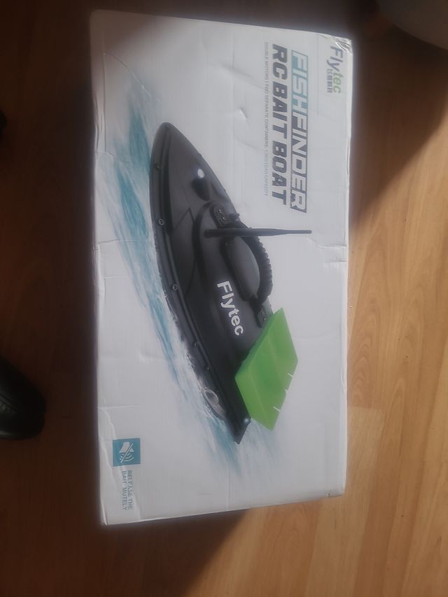 Barca RC Flytec FishFinder
valutati più di 190€