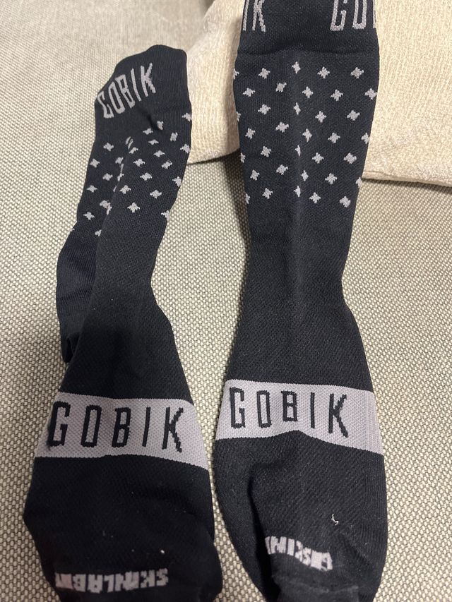 Calcetines ciclismo GOBIK negros
Talla S-M