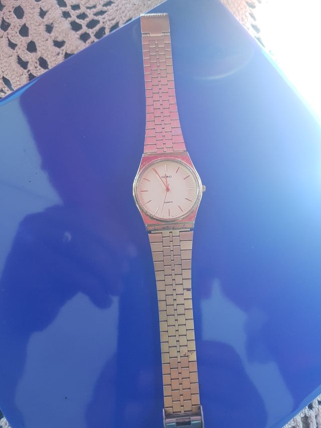 Orologio Casio vintage in oro