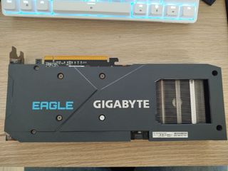 Gráfica Gigabyte RX6600 Eagle 8GB
