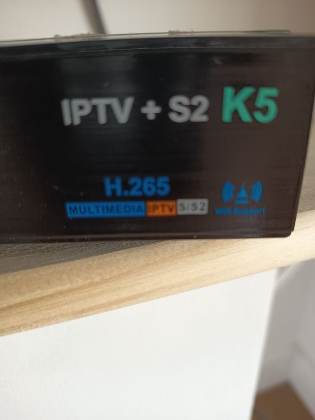 Decodificador IPTV + S2 K5