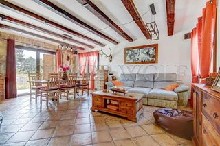 Chalet en venta en Vallirana