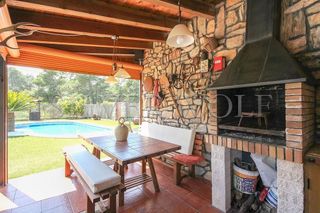 Chalet en venta en Vallirana