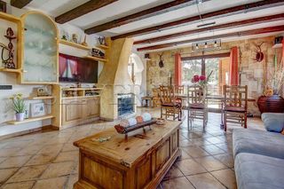 Chalet en venta en Vallirana
