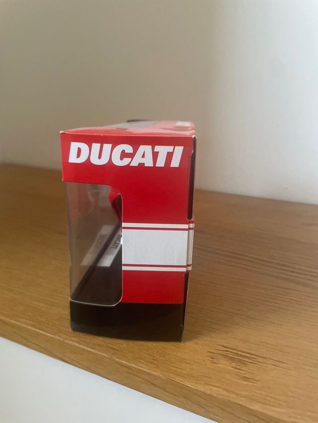Moto Ducati 999 NewRay 1:12