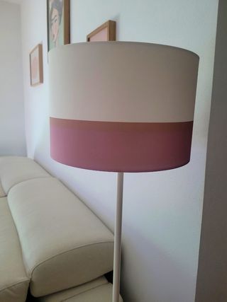 Lámpara pie moderna - Rosa, Blanca y dorada