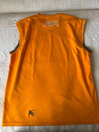 Camiseta Nike naranja talla L
