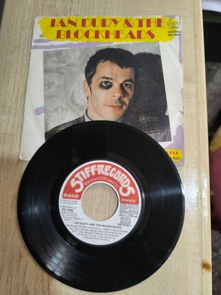  Ian Dury & The Blockheads - Reasons To Be Cheerfu