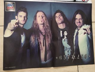 Posters Rammstein, Soulfly y Foo fighters