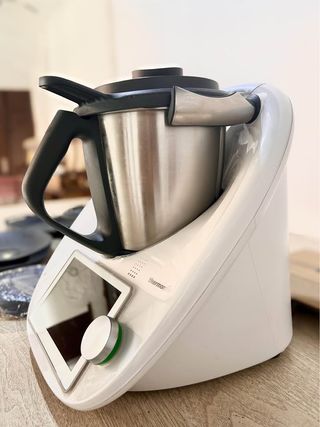 Thermomix TM6 + accesorios