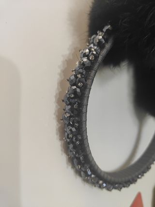 Orejeras de pelo sintético - negras