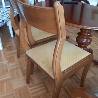 2 Sillas madera