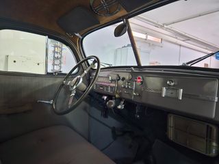 STUDEBAKER Six 1937