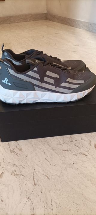 Scarpe Armani - Ottimo stato
Cell: 3454599545

