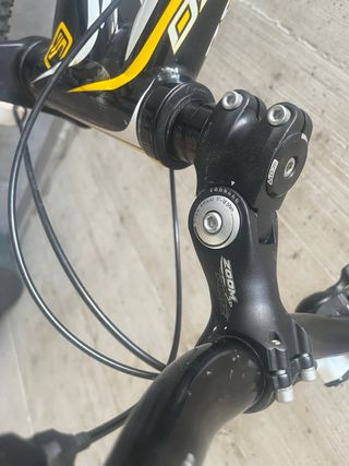 Bicicleta Scott Scale 70 MTB