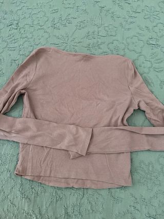 Top cuello cuadrado Zara 