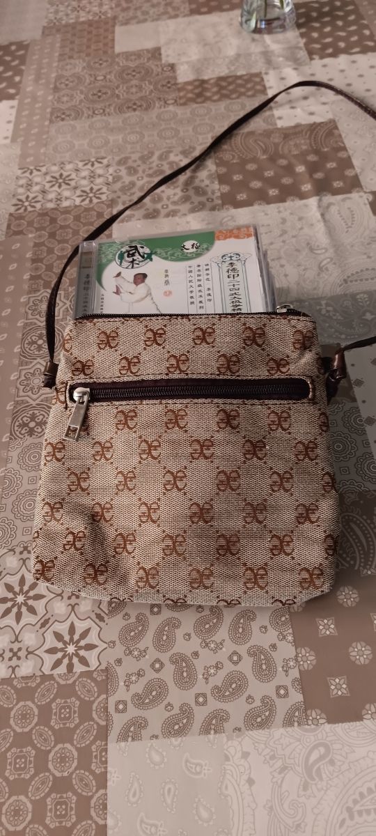 Bolso bandolera pequeño beige
