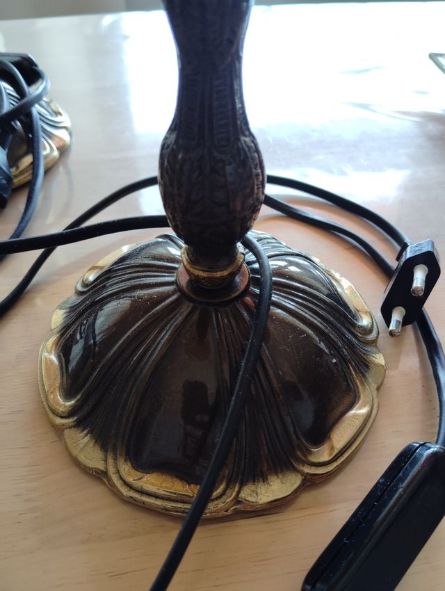 2 Lámparas de Mesa - Estilo Clásico