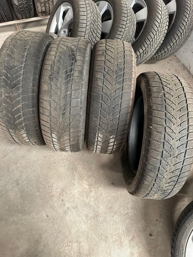 Neumáticos Goodyear 225/65R17 102H