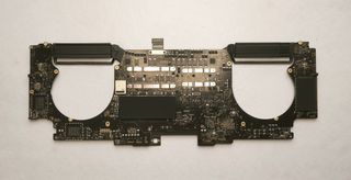 PLACA BASE MACBOOK PRO 15 A1990 i7/16GB/512GB #P5