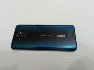 Oppo A9 con scatola, cover e vetro temperato 