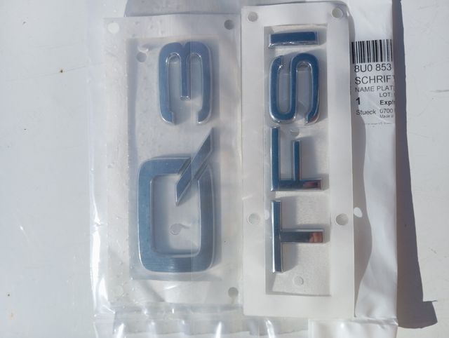 Kit original Emblemas Audi Q3 TFSI