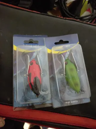 Carrete Quantum Escalade HD regalo 2 señuelos