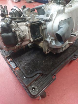 Motor Piaggio X8 125cc 2008