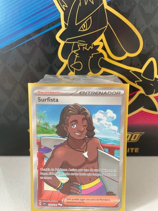 Carta Pokémon Surfista 235/191