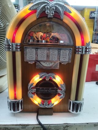 Radio Jukebox Retro