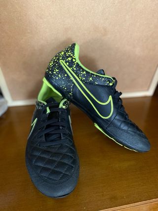 Botas Nike Tiempo talla 39